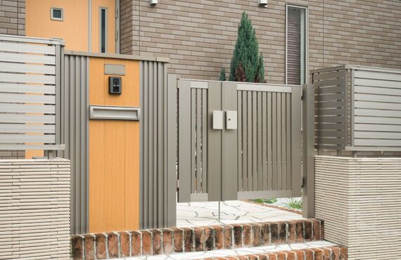 エクステリアの一部のフェンス設置を実施 | 丁寧なリフォームでご期待にお応えする高崎市の山伸工業