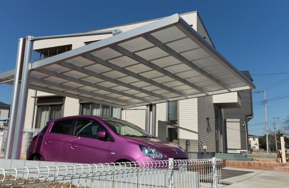 大切なお車を傷付けないカーポートを設置 | 丁寧なリフォームでご期待にお応えする高崎市の山伸工業
